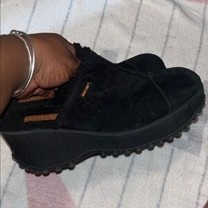 Rocket Dog Women's Black Platform Mules